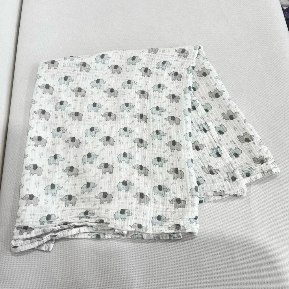 Modern Baby Cotton Elephant Print Baby White Gray Teal Blanket Swaddle 44 X 33 - Picture 6 of 6